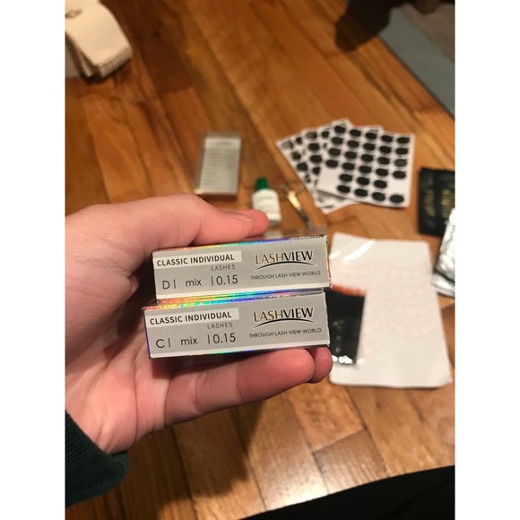 Eyelash extension bundle - Picture 2 of 6